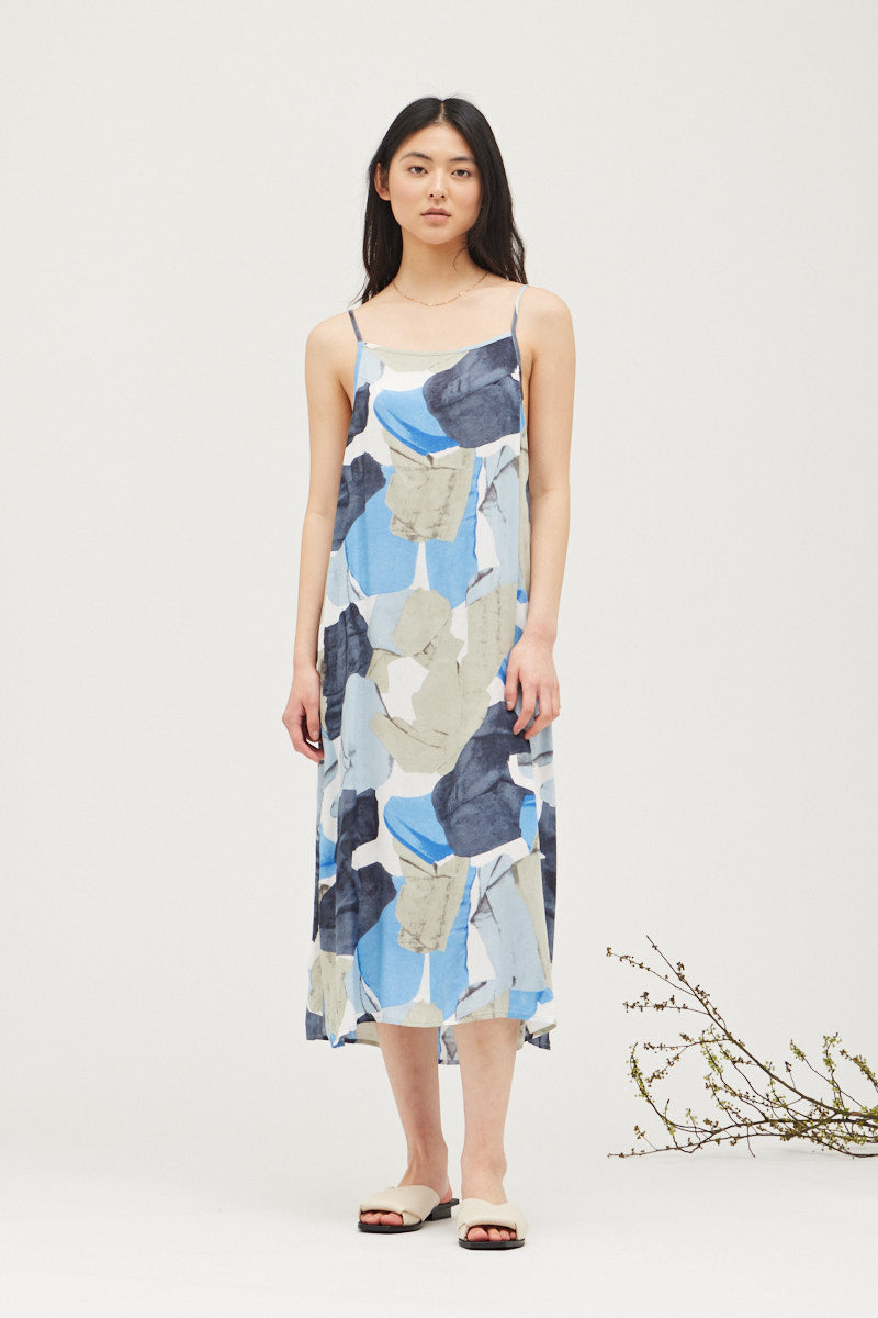 ROCK FORM PRINT SLIP DRESS