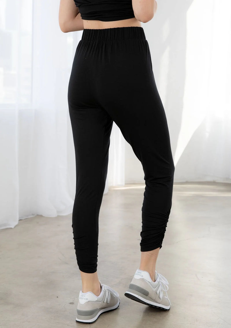 LOVESTITCH|Retreat Side Ruched Pants