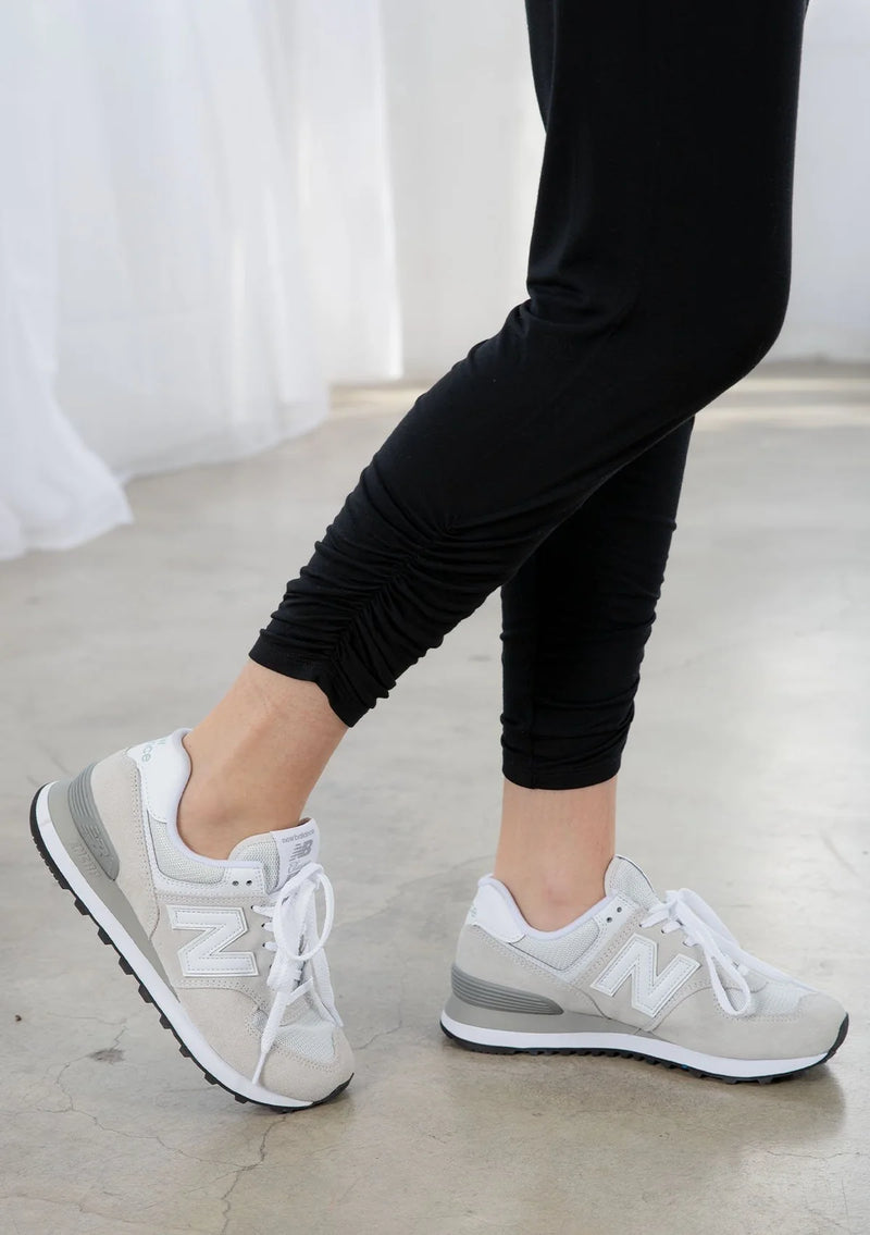 LOVESTITCH|Retreat Side Ruched Pants