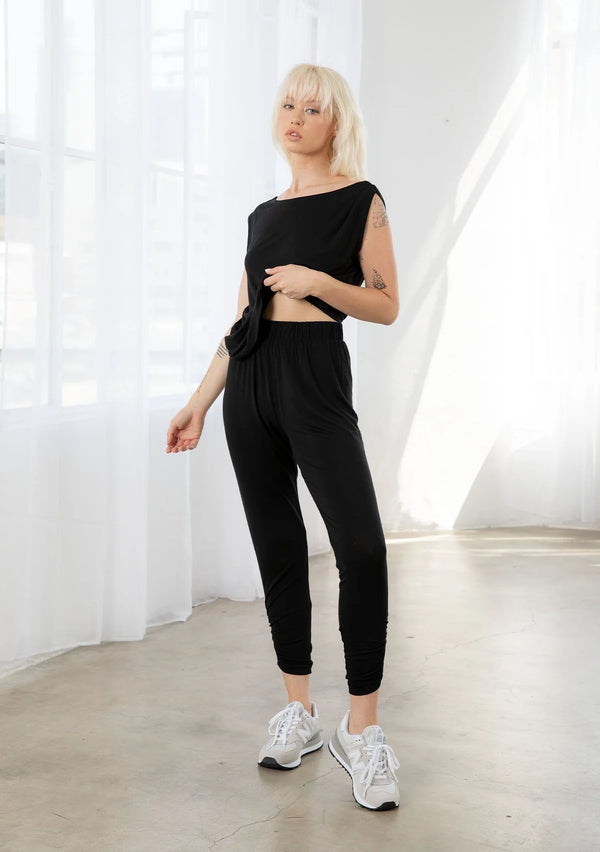 LOVESTITCH|Retreat Side Ruched Pants