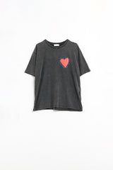 Q2|Black RED Heart T-Shirt