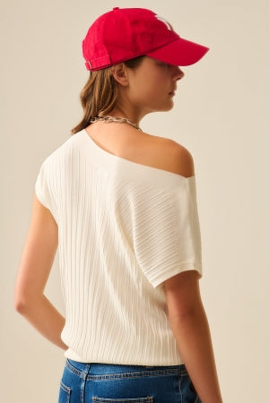 Q2| White Boat-Neck Top- White